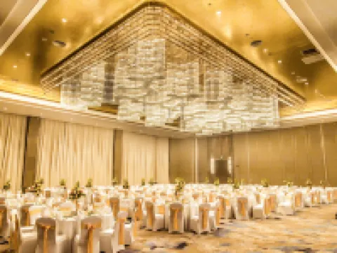 Legend Jianguo Hotel Hotels in Tonghua County