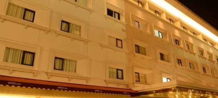 Emilia Hotel by Amazing - Palembang Hotels in Palembang