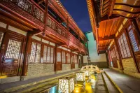 Hongjiang Qianyang Ancient City Yunju Hotel