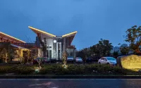 Begonia Hotel