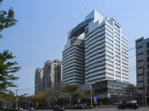 Vienna Hotel (Xiamen Airport, Jiangtou Metro Station)