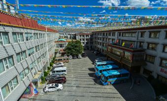 Gangjian Hotel