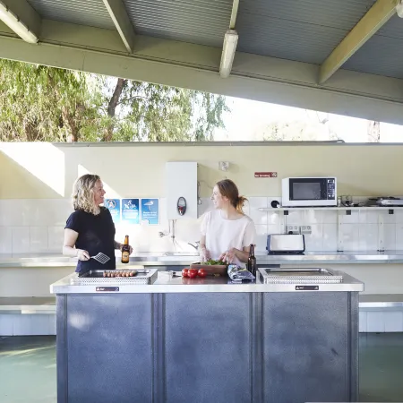 Nrma Victor Harbor Beachfront Holiday Park