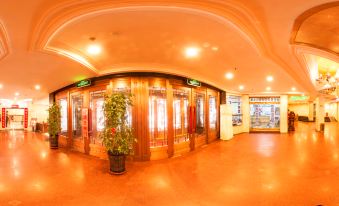 Tianzhu Hotel (Harbin Railway Station Airport Bus)