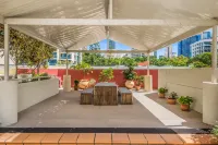Dockside Brisbane Hotels in Kangaroo Point