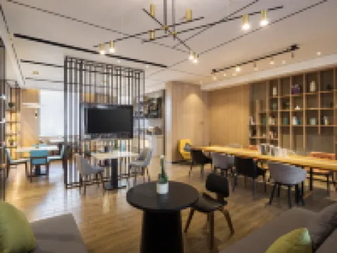 U-Mine Hotel (Baoding Railway Station Yuhua West Road) Hotels in Baoding