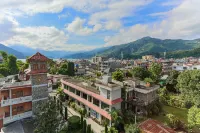 Hotel Peninsula Hotels in Pokhara
