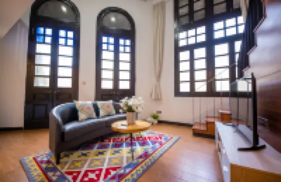 艾爾溫民宿(海口馮小剛映画公社) 觀瀾湖華誼 馮小剛電影公社周辺のホテル