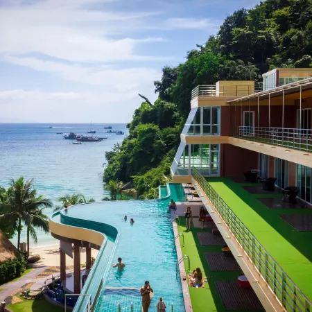 Phi Phi Cliff Beach Resort