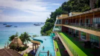 Phi Phi Cliff Beach Resort - Beach