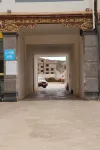 Lvye Hotel - parking