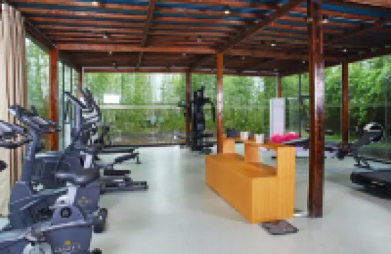 UEASY Hotel (Liuzhou Yaobu Ancient Town The Mixc)