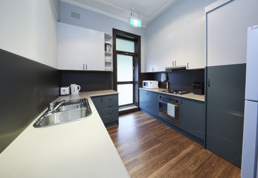 브리지뷰 호텔 윌러비 외관