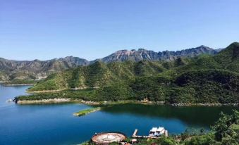 Yixian Jiaxin Holiday Hotel (Yishuihu Taihang Water Town)