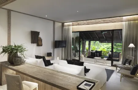 Raya Heritage Отели рядом с достопримечательностью «National Astronomical Research Institute»