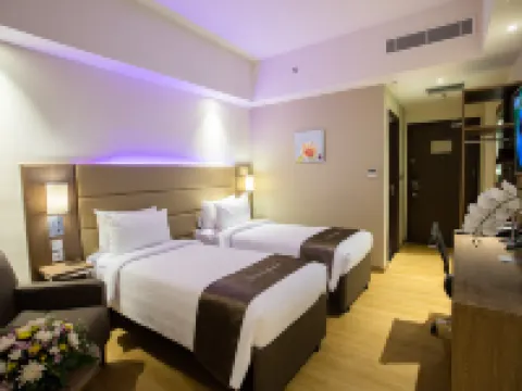 BiglandOtel Sentul - Suites and Convention Hotels in Babakan Madang