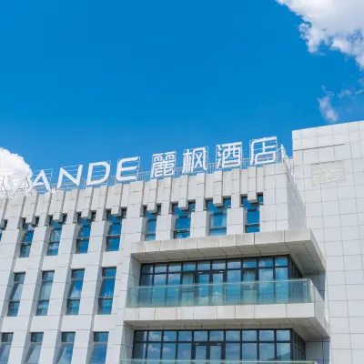 Lavande Hotel (Ningbo South Railway Station North Square) Hotels near Ningbo Train Station