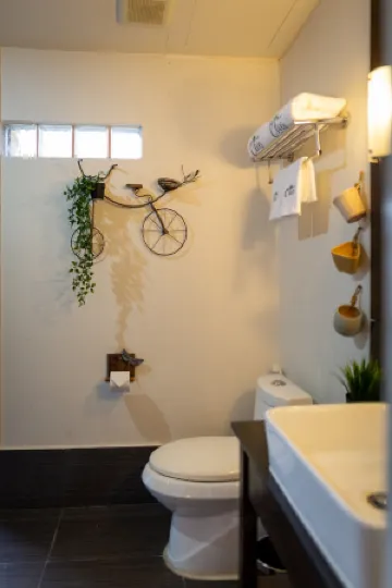 Baan Oliver Srinakarin