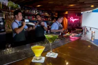 휴 호텔 앤드 리조트 보라카이 매니지드 바이 하이