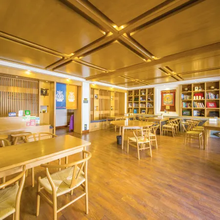 Wuye Guangying Hotel