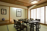 Yamatoya Honten Ryokan Osaka - 3-Star