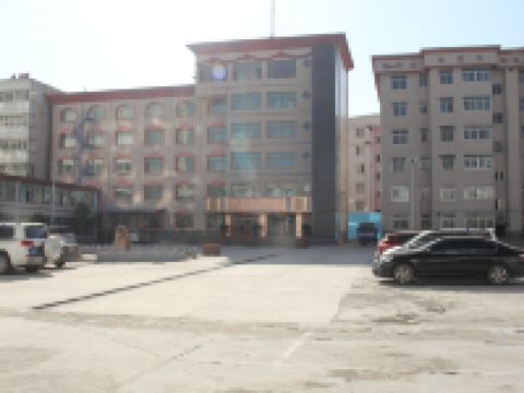 积石山德盛宾馆 - 酒店外部