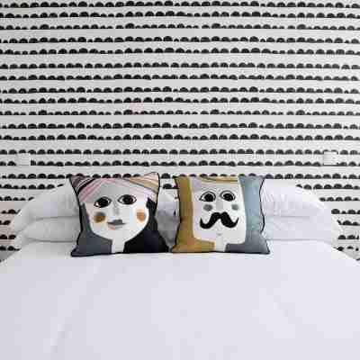 60 Balconies Art Rooms
