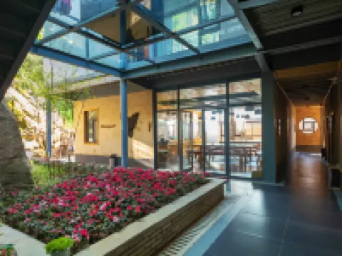 โรงแรมซิงเยว่สเปซ โฟล์ค โรงแรมในหลิวปา