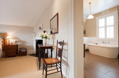 Luxury Queen Room with Mountain Views - Mount Wellington