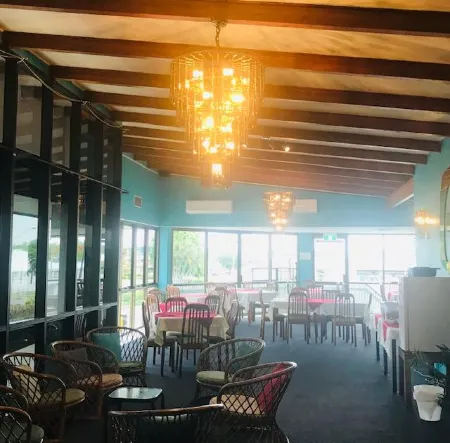 Tropical Gateway Motor Inn Отели в г. Алленстаун