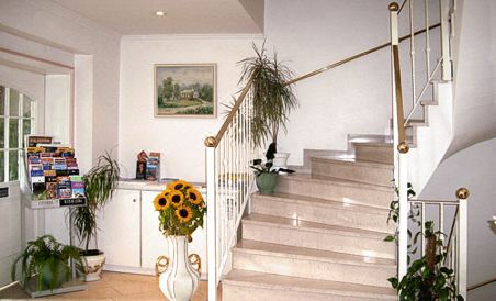 Hotel Thesdorfer Hof - Housity