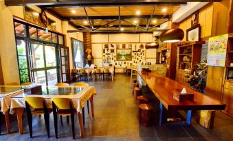 Shiwai Taoyuan B&B