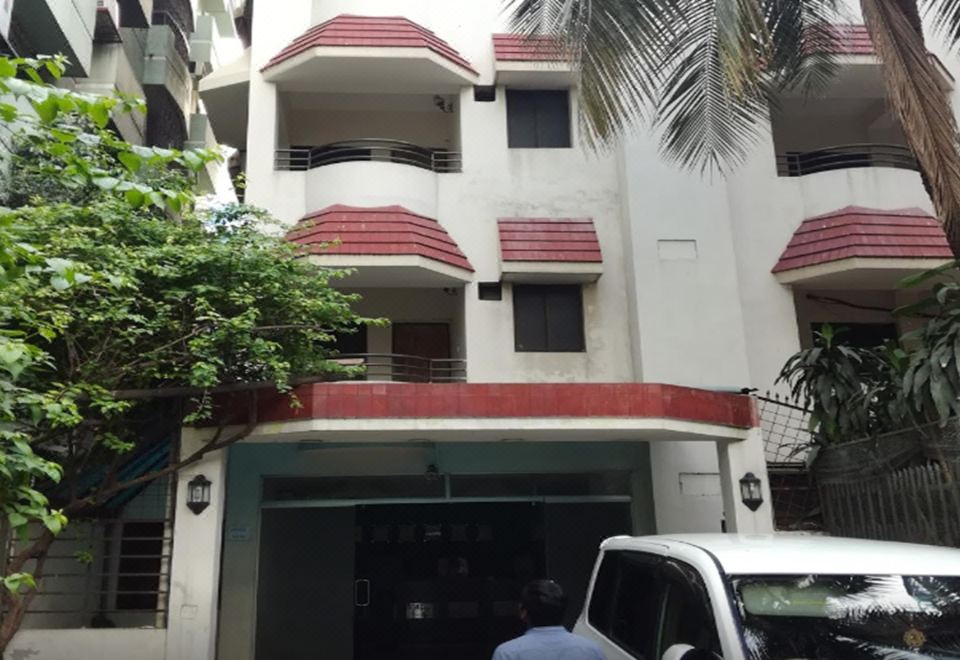 Hotel Center Point