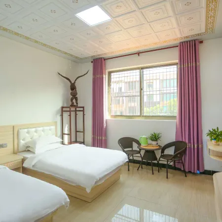 Weizhou Island Yixiangge Inn