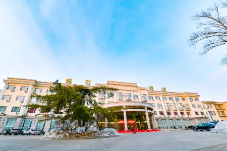 Hekuang Hotel Отели рядом с достопримечательностью «Zhenxing Square»