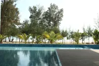 Amerald Resort Hotel Desaru - Beach