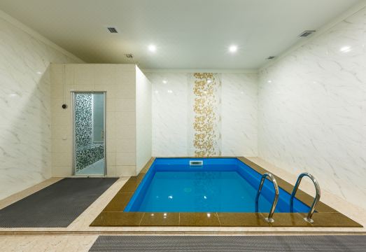 4. 레니온 호텔..