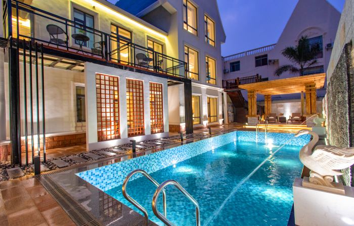 Deluxe Villa Boutique Hostel