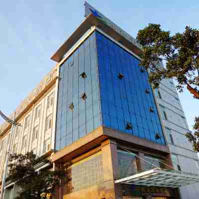 瑞麗斯達沃大酒店 Hotel Exterior