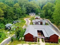 Dabieshan Camping Park Hotel Hotels in Xin County