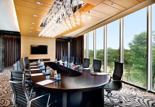 크라운 플라자 상하이 시아양 레이크