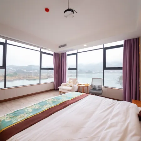 Shuangpai  Yuecheng Fashion  Hotel