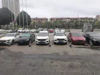 Chongzuo International Hotel - parking