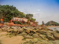 Phi Phi Cozy Seafront Resort Hotel di Phi Phi Islands