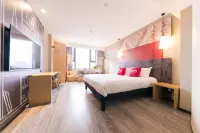 Ibis Hotel (Xi'an Jianzhang Road Fengdong New Area) Hotels in Xi'an