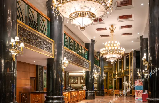 金馬侖高原世紀松園度假酒店