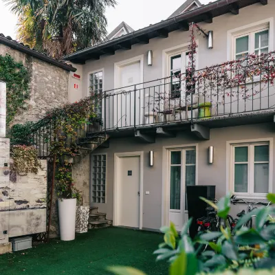 Avenue Boutique Hotel Hotels near Como City Centre