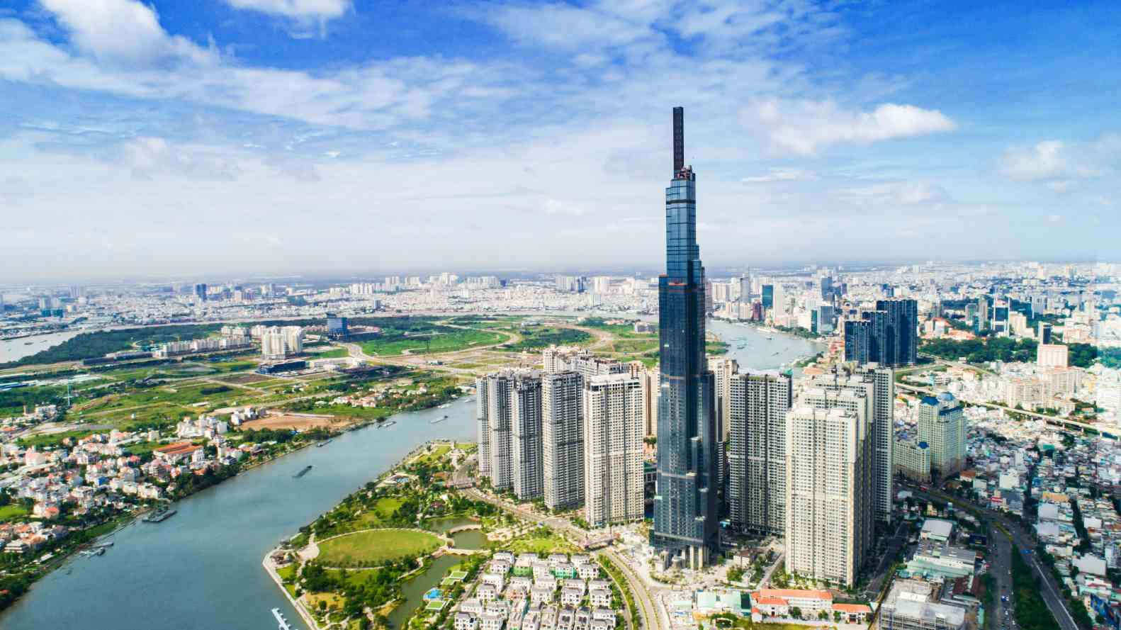 Vinpearl Luxury Landmark 81