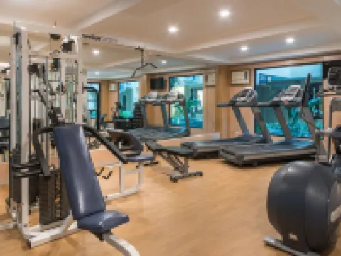 ヘナン リージェンシー リゾート & スパ ボラカイ島のホテル