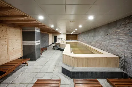 The Cheil Hotel Onyang Отели рядом с достопримечательностью «Университет Сонмун»